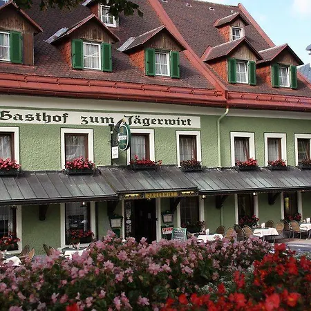Zum Jaegerwirt 게스트하우스 3*