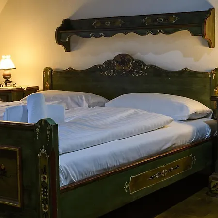 Zum Jaegerwirt Gasthuis 3*