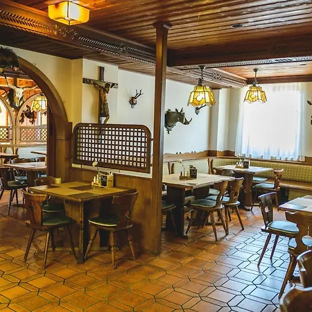 Gasthof Zum Jaegerwirt 3*